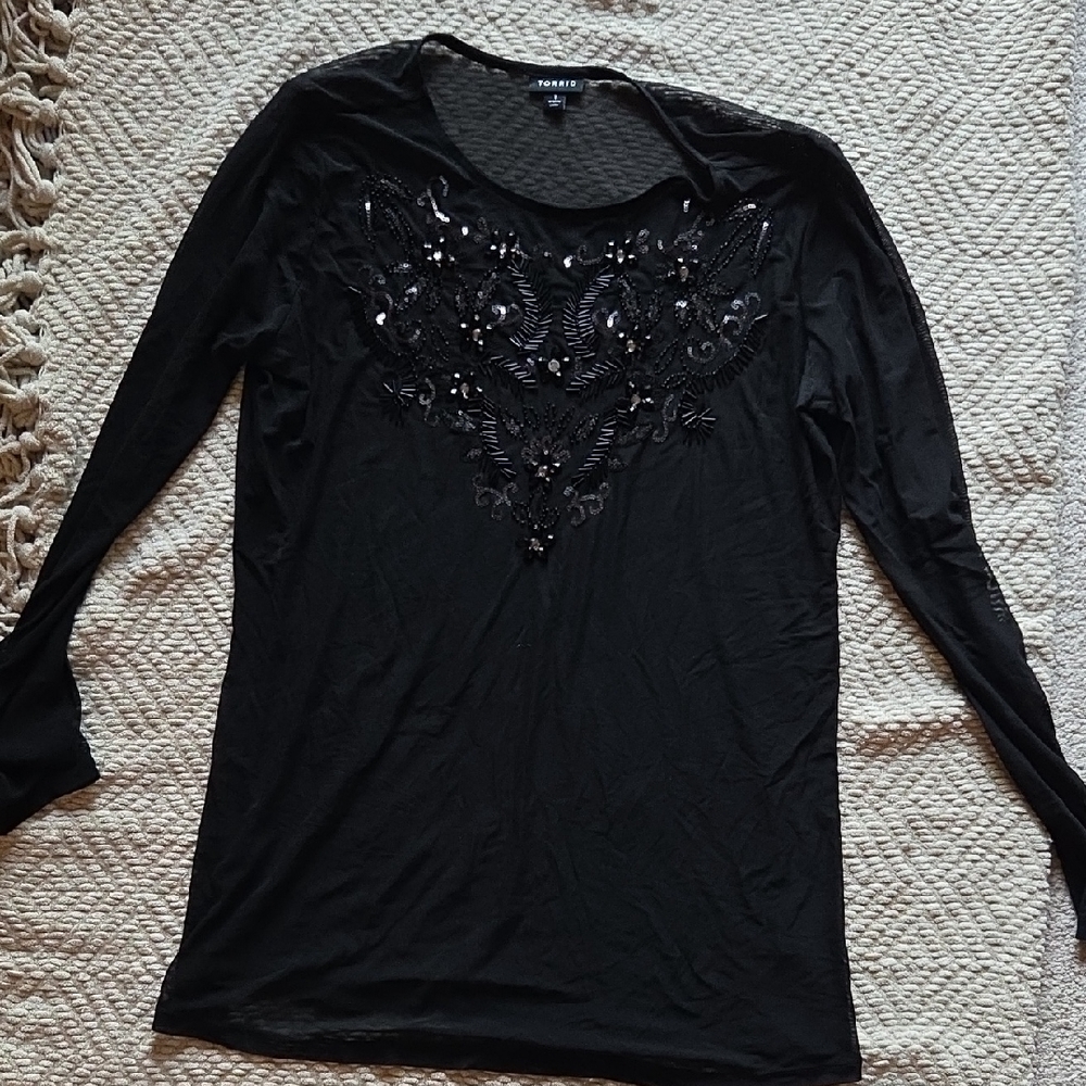 Torrid Size 1 Black Sequin Mesh Blouse